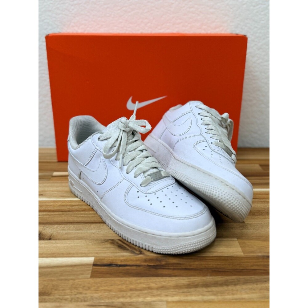 Size 8.5 - Nike Air Force 1 '07 Low Triple White - CW2288-111